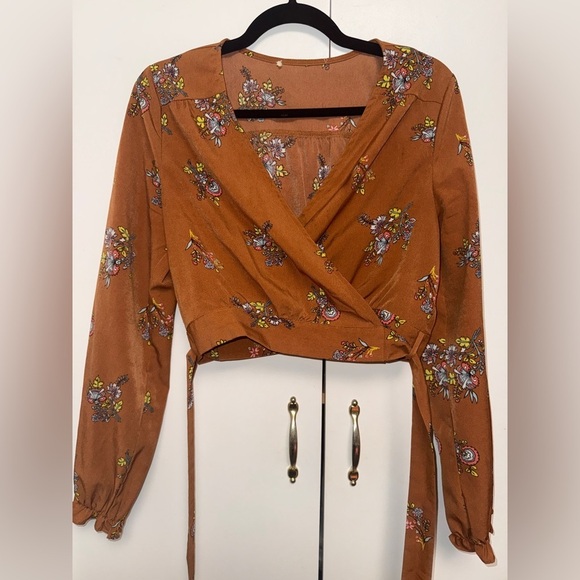 Tops - Floral Wrap Crop Top - Rust Brown